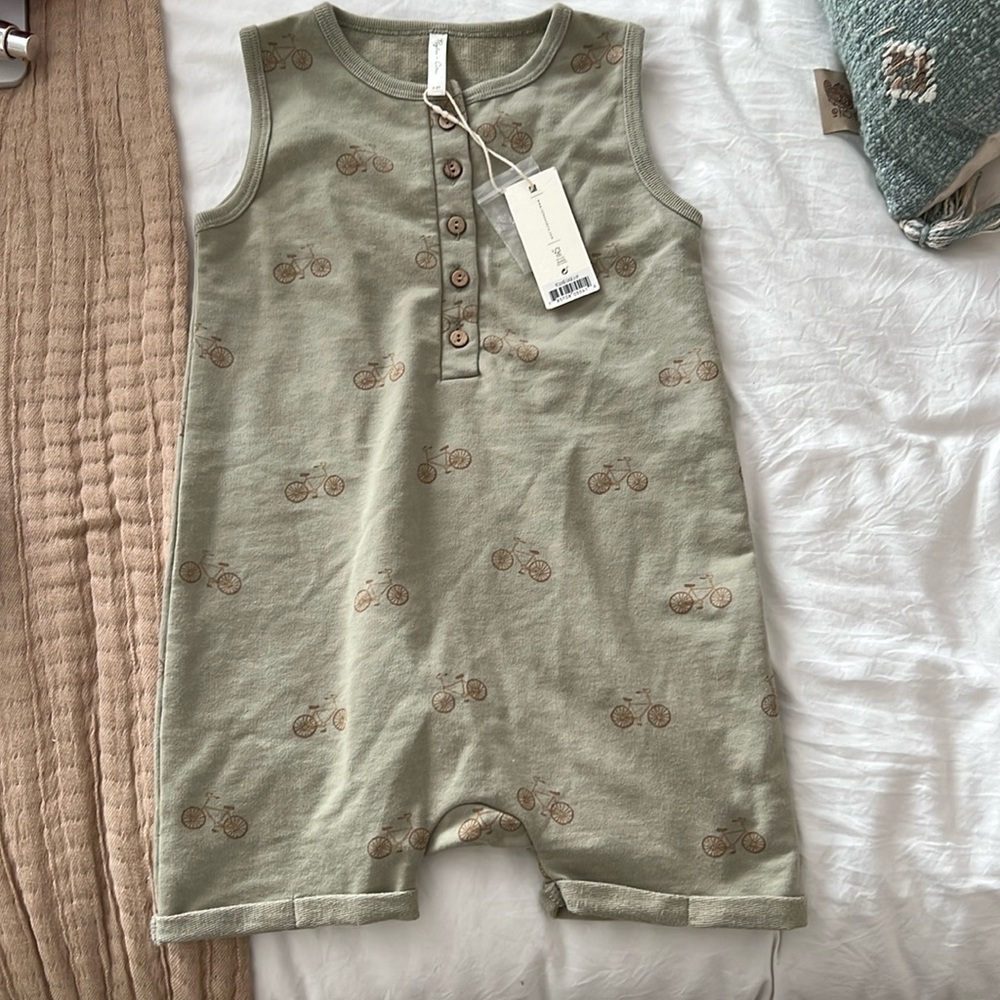 NWT Rylee and cru size 2-3